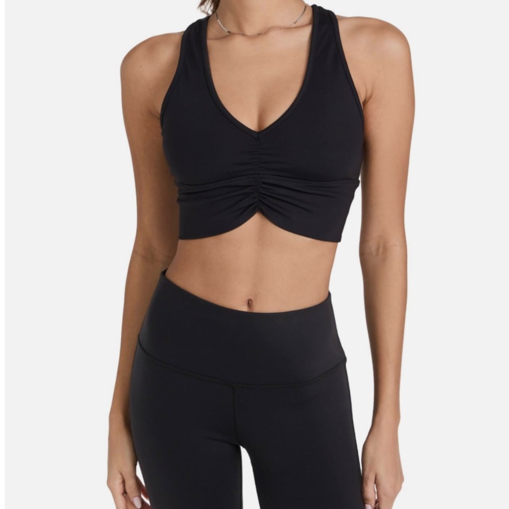 NWT size medium ALO Black Wild Things Bra